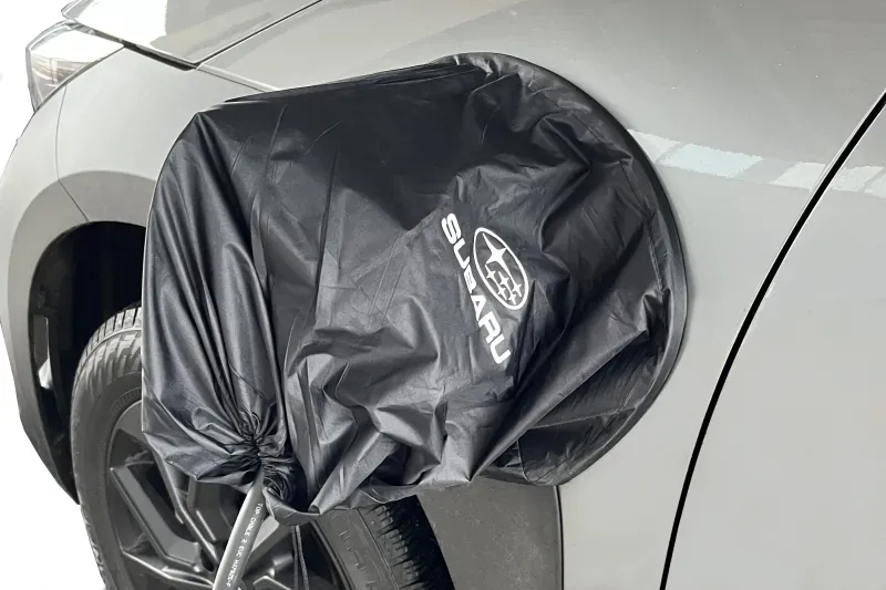 Laadimispesa kaitsekate