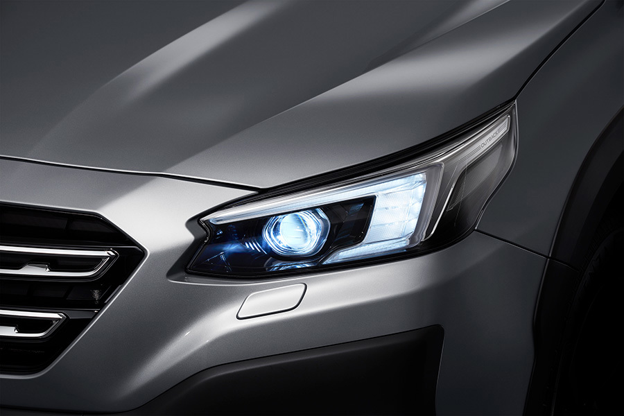 Subaru Outbacki esituled kaasaegse ja stiilse disainiga.