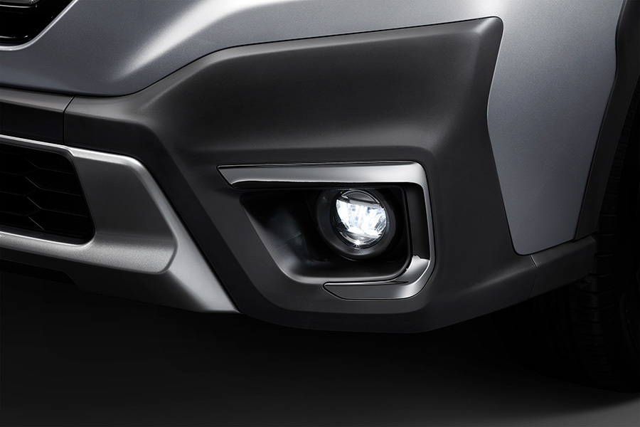 Udutuled Subaru Outbackil, integreeritud esipõrkeraua sisse.