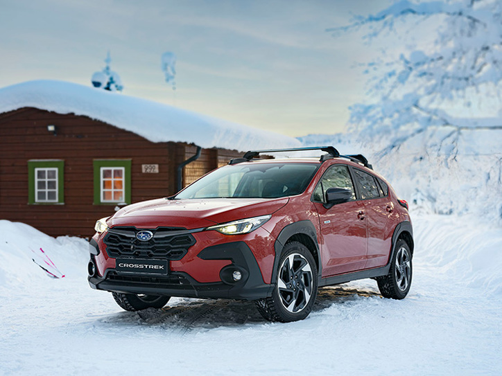 Subaru Crosstrek lumes – näitab auto nelikvedu talvistes tingimustes.