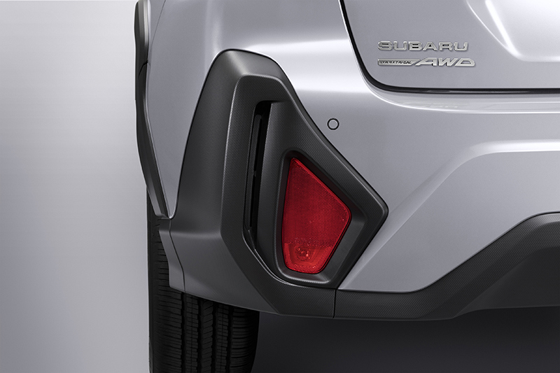 Lähivaade Subaru Crosstreki tagumisele udutulele.