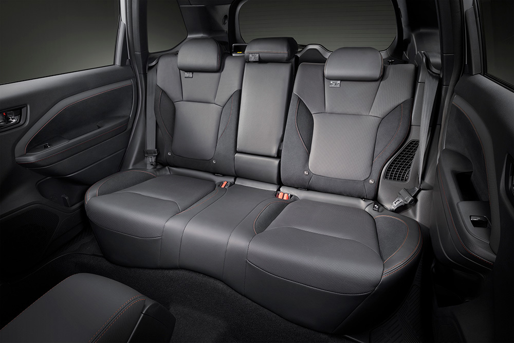 Subaru Foresteri tagaistmel on rohkelt jalaruumi ja istekoht kolmeks reisijaks.