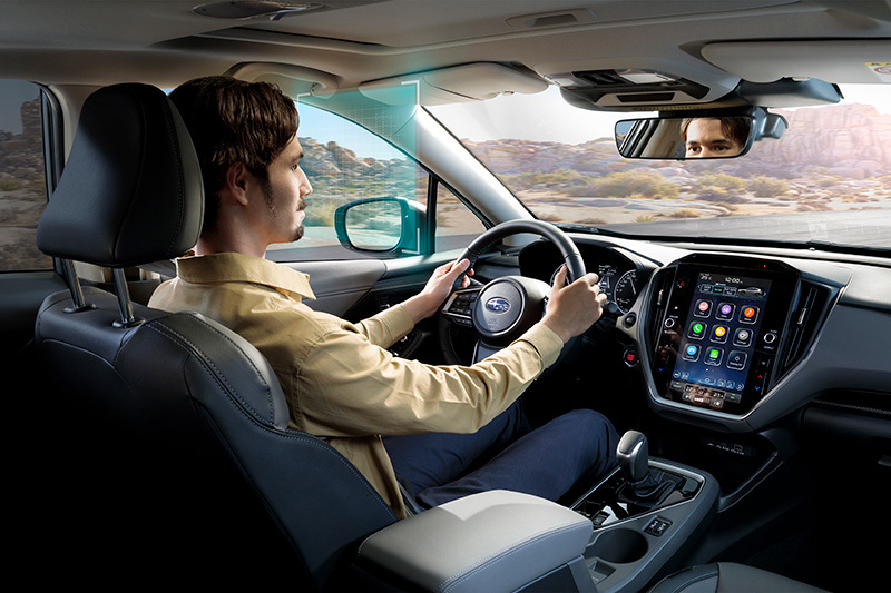 Ruutvõrk näitab, kuidas Subaru näotuvastuskaamera jälgib juhi pilku ja asendit – et hoiatada reaalajas tähelepanematuse või väsimuse korral.